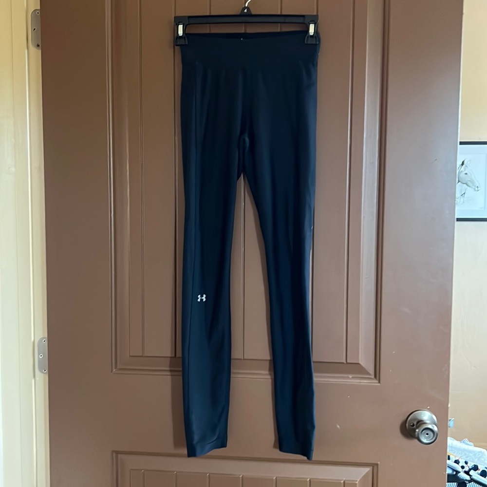 Under armour black leggings
